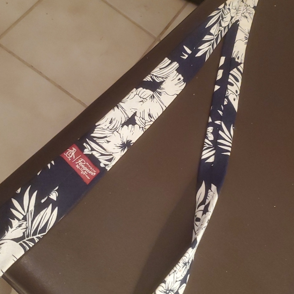Navy blue and white floral tie by Penguin